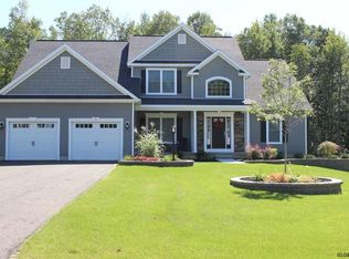 427 Hidley Rd, Wynantskill, NY 12198