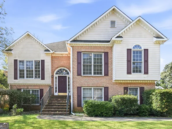 4904 Ascot Blf NW, Acworth, GA 30102