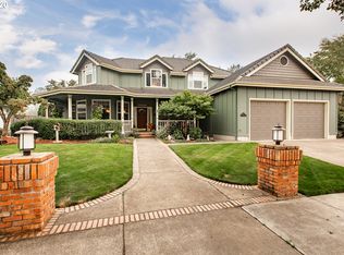 3847 Meadow View Dr, Eugene, OR 97408