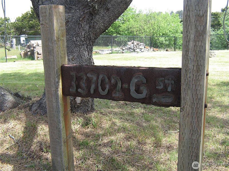 5th image of 33702 G Street