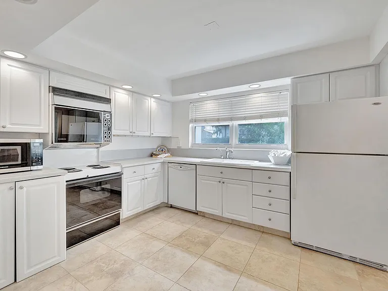 3310 S Ocean Blvd #132D — Photo 8