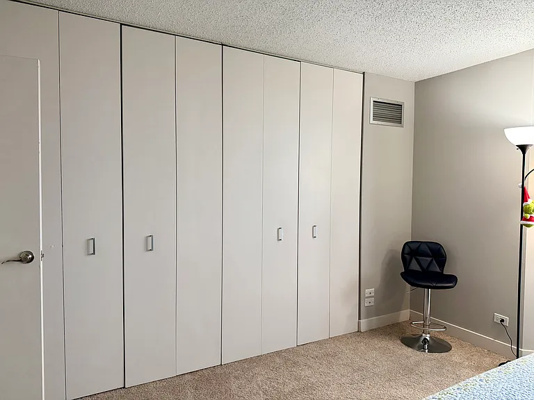 2535 N Clark St #809 — Photo 9