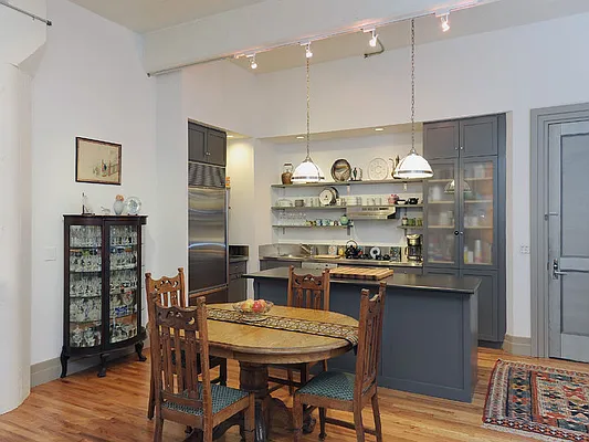 Sold by Sotheby's International Realty | media 5