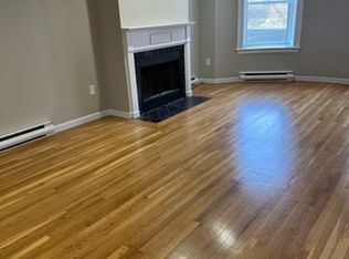 1746 Washington St #3, Boston, MA 02118