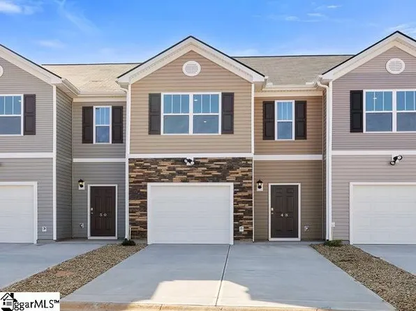 48 Sunriff Ct, Greer, SC 29651