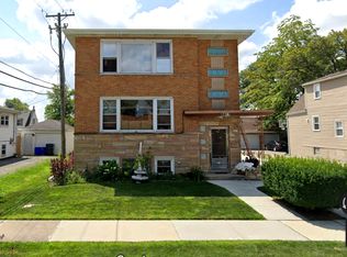 8017 46th St, Lyons, IL 60534