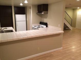 809 Roundtree Ct, Sacramento, CA