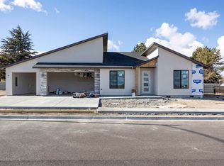 2364 Lariat Ln, Richland, WA 99352