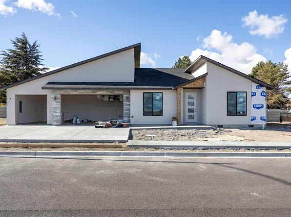 2364 Lariat Ln, Richland, WA 99352