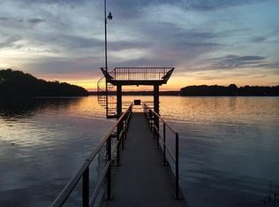 220 Riverview Cir, Salisbury, NC 28146