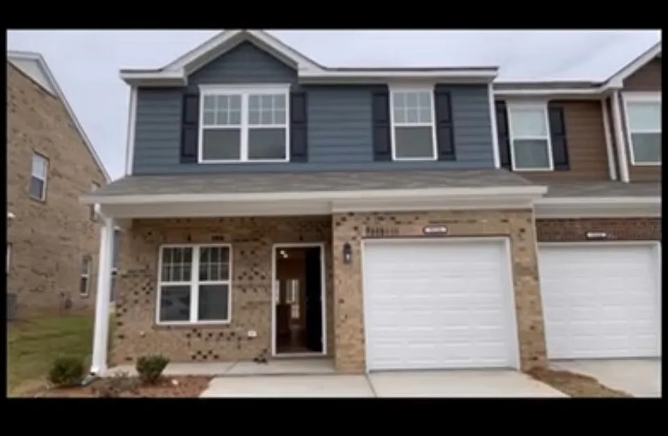 9326 Grand Valley Dr