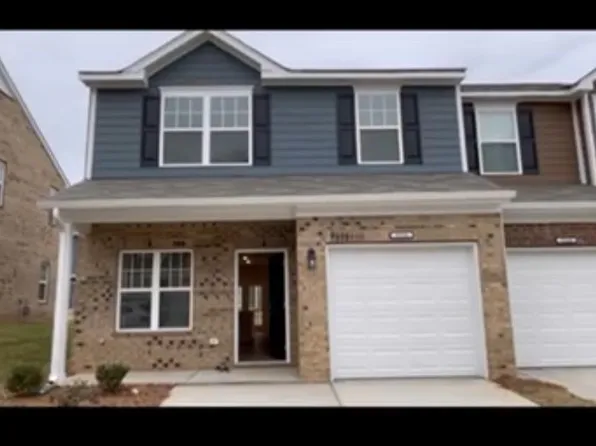 9326 Grand Valley Dr, Charlotte, NC 28213