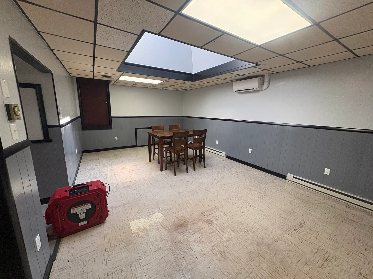 2 bed, 1000 sqft, $925 — Photo 2