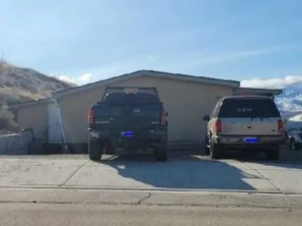 42 31st St NE, East Wenatchee, WA 98802