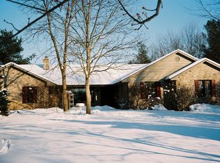 3530 Josette Ln, Lansing, MI 48906
