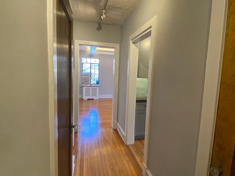 1212 Delaware Ave #B6 — Photo 10