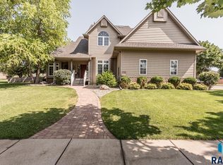 2900 W Brandy Wine St, Sioux Falls, SD 57108