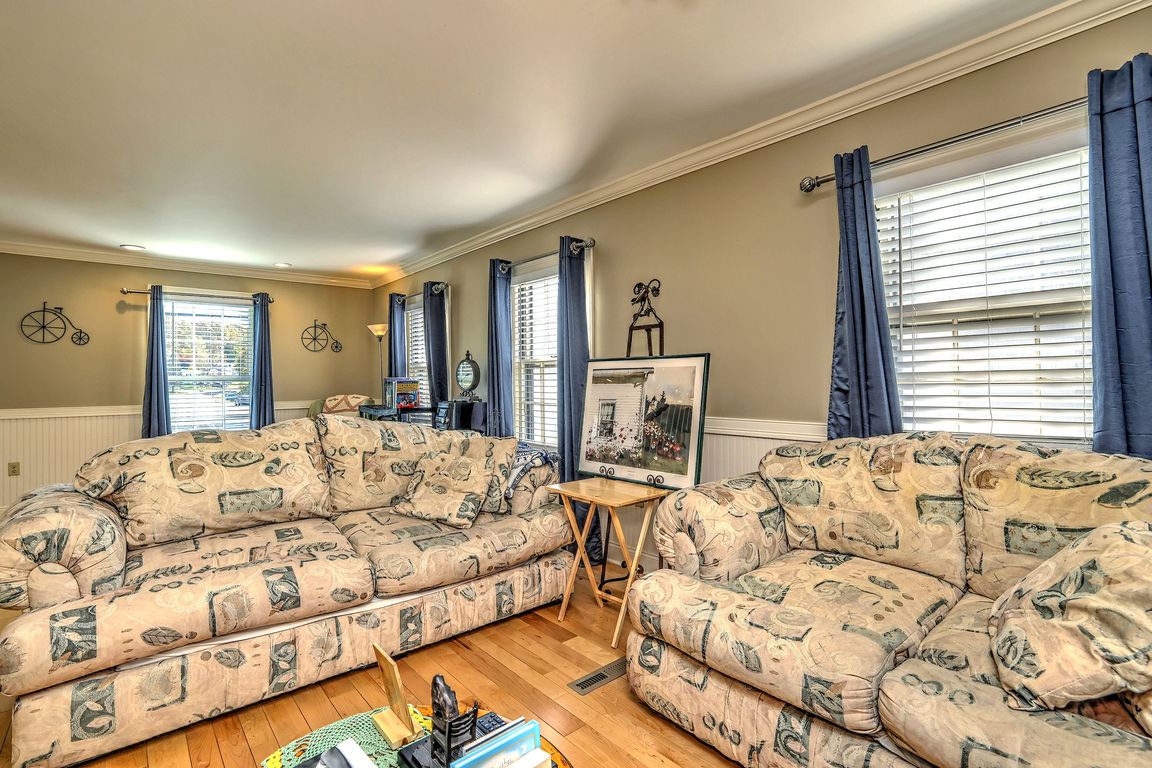 next background image