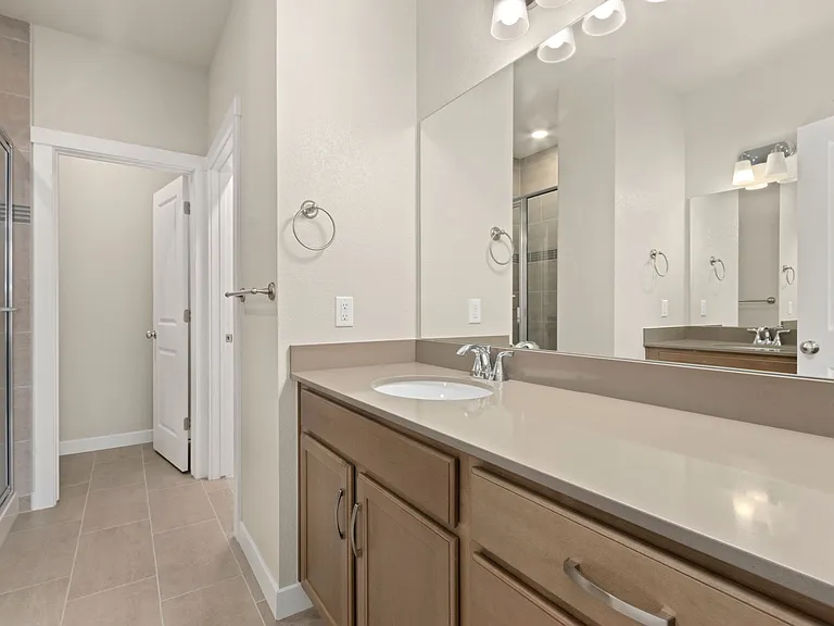 938 Schlagel St #6 — Photo 14