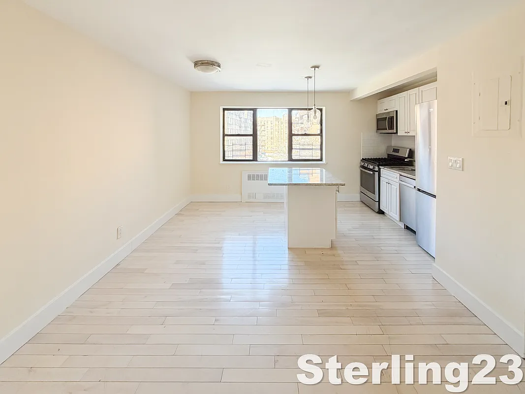 211 Brighton 15th Street 4F
