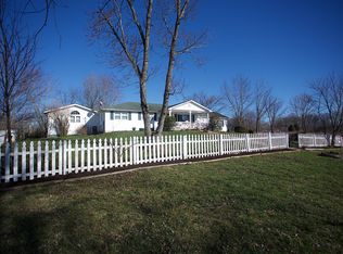 502 Blossom Ridge Dr, Shepherdsville, KY 40165