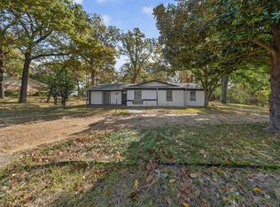 1620 Woodland St, Canton, TX 75103