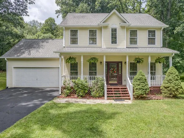 26113 Cornelius Dr, Abingdon, VA 24211