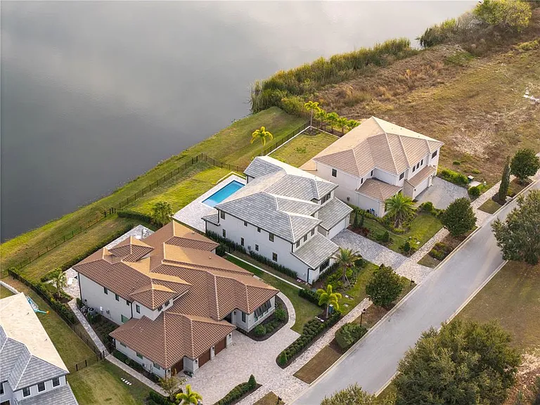 16708 Bolsena Dr — Photo 27