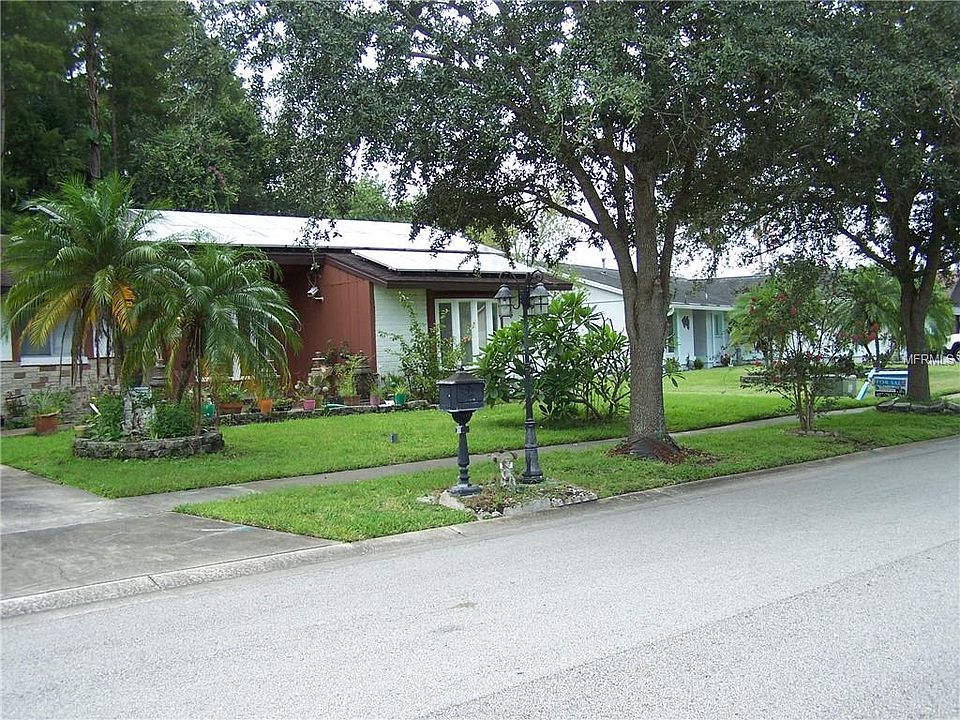 1st image of 10607 Lazy Lake Dr