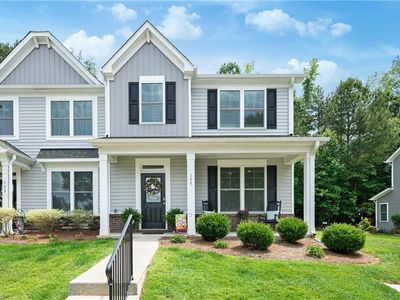 175 Pinewood Ln, Bermuda Run, NC, 27006