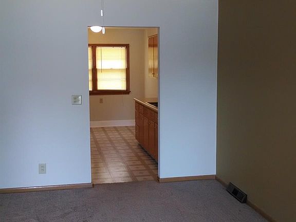 Spacious living room