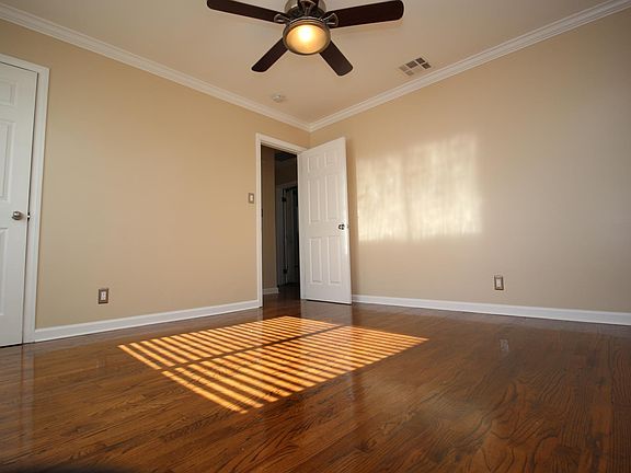 1st bedroom