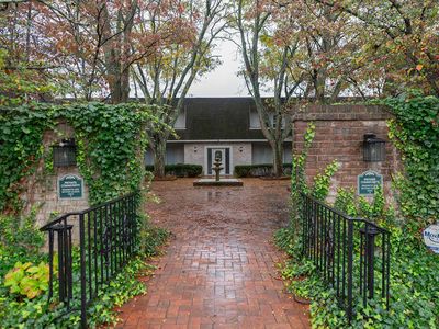 840 Malabu Dr APT 210, Lexington, KY, 40502