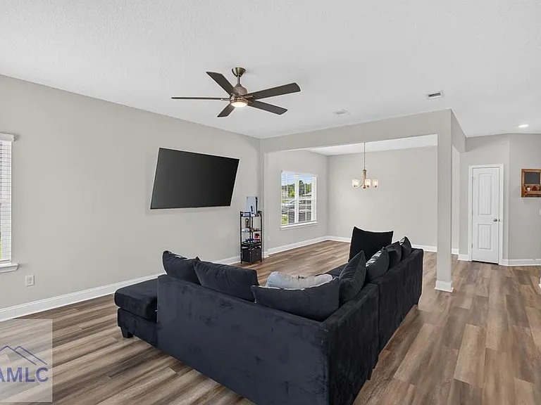 929 Abode Ave — Photo 11