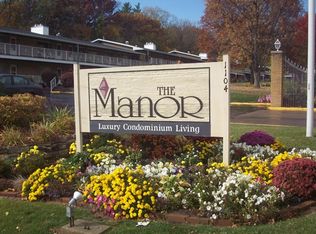 1104 Kimberly Rd UNIT 1001, Bettendorf, IA 52722