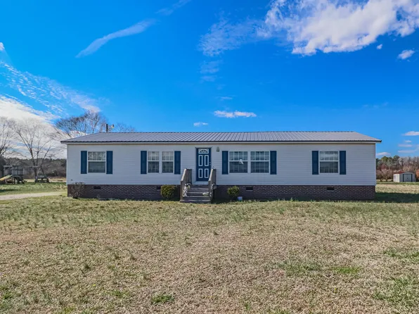 1200 Norwayne School, Fremont, NC 27830