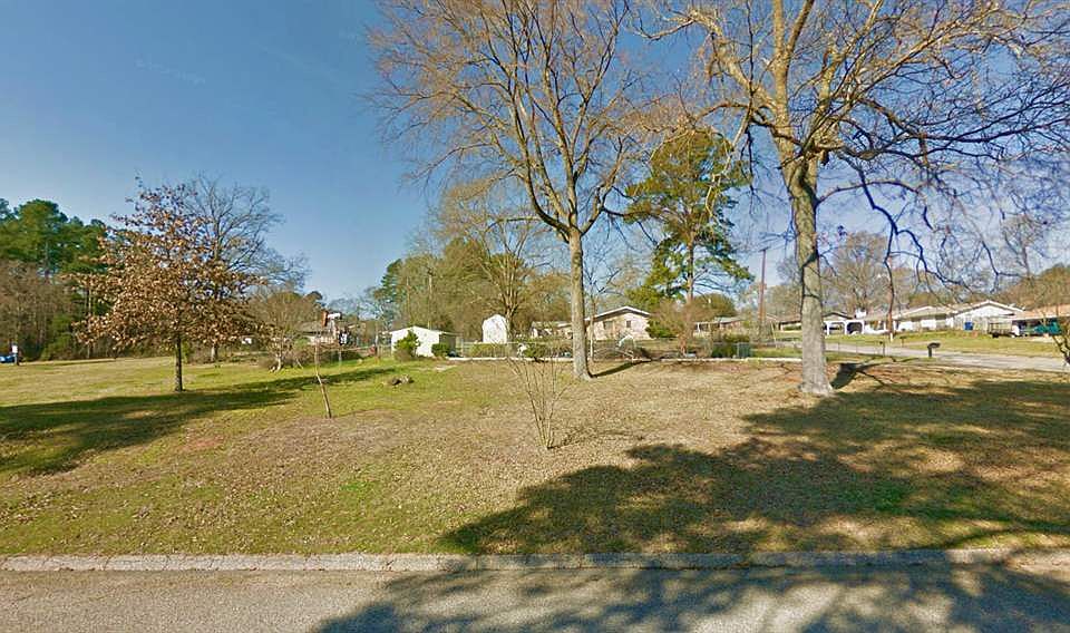 1st image of 805 N Doma St