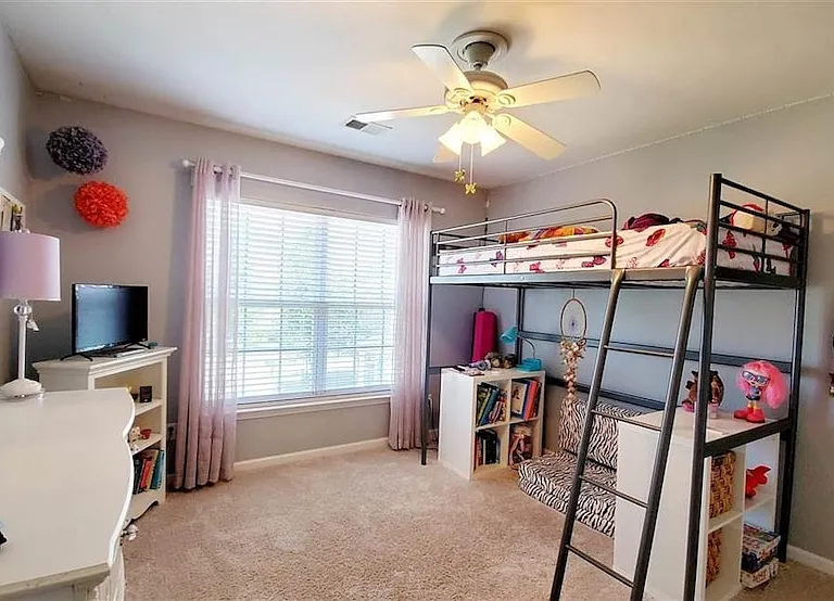106 Welsford Ct — Photo 23