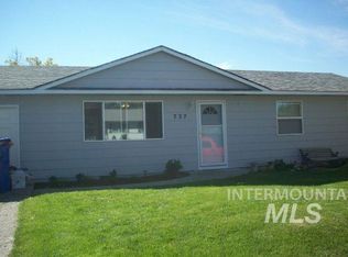 737 E 19th Ave, Jerome, ID 83338