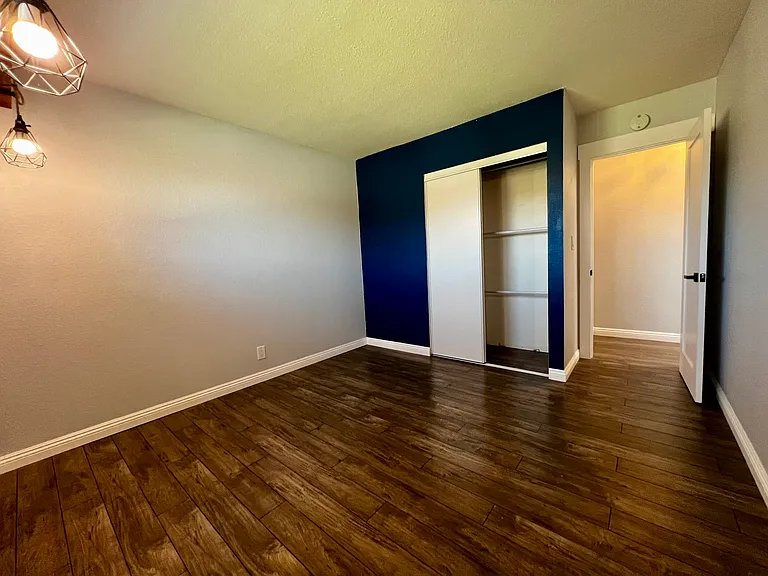 604 Hudspeth St — Photo 21