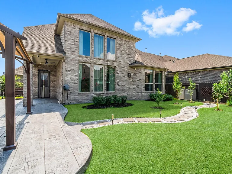 2840 Jehlon Ln — Photo 40