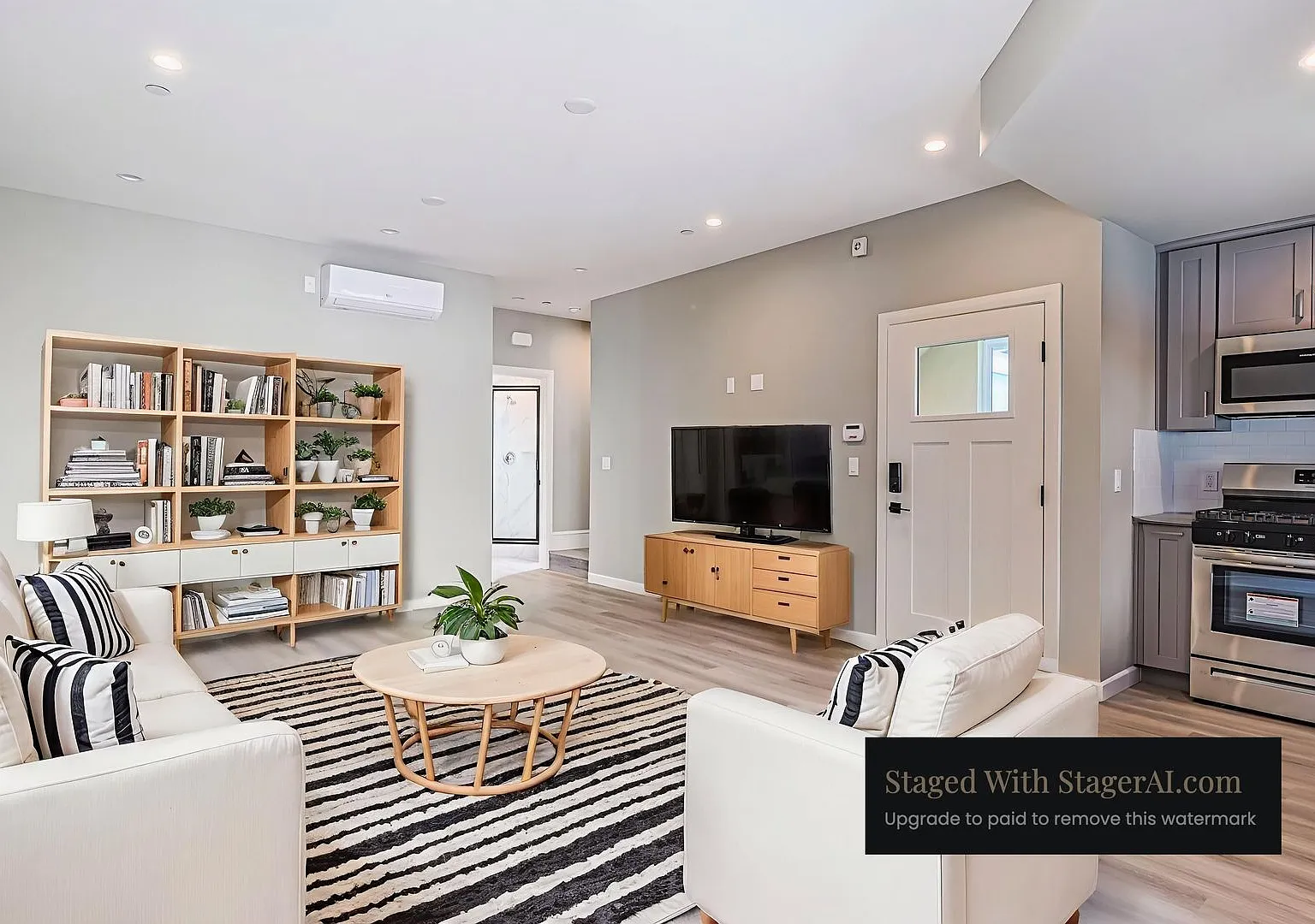 5261 Harmony Ave — Photo 4
