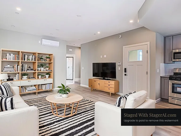5261 Harmony Ave — Photo 1
