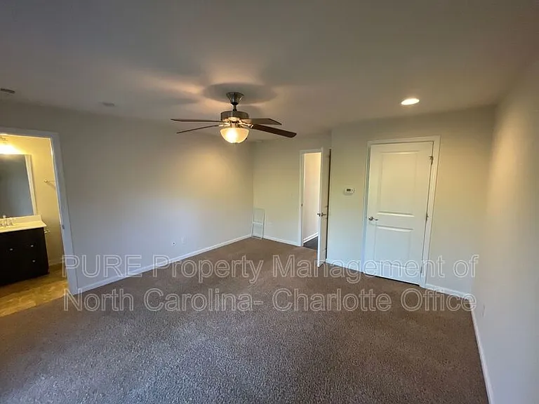 522 Pemberwich Pl — Photo 8