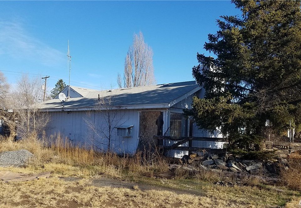 2nd image of 226 5th Ave SE