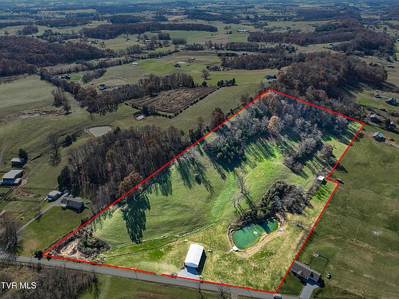 2nd image of 931 Providence Rd