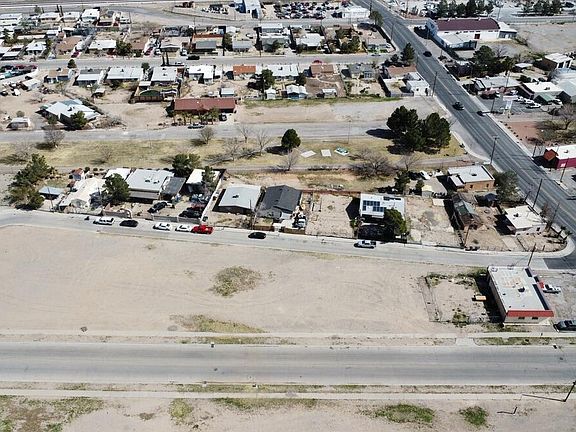 5th image of 217 N Zaragoza Rd