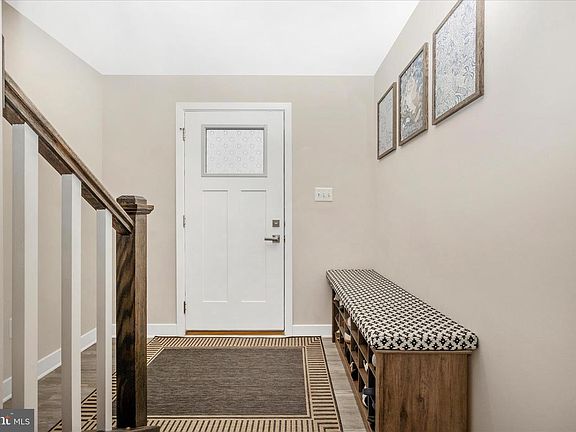 4th image of 3462 Sunset Ridge Dr