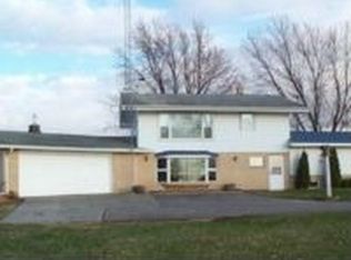 N752 Julius Dr, Appleton, WI 54914