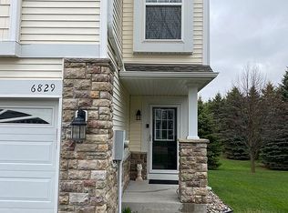 6829 Christian Curv, Woodbury, MN 55125